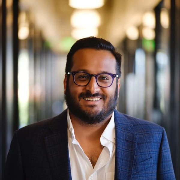 Hiren Parmar, CPA, CVA, CEPA - President of HRX CPAs, professional headshot